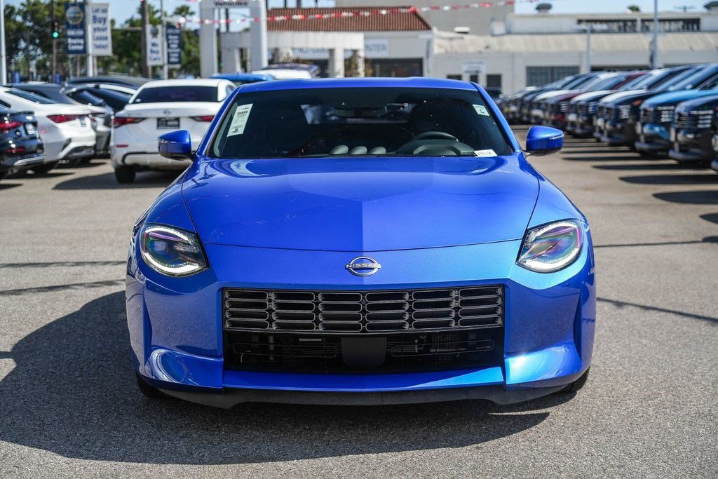 Used 2025 Nissan Z Performance w/ Floor Mat Package RWD image 4