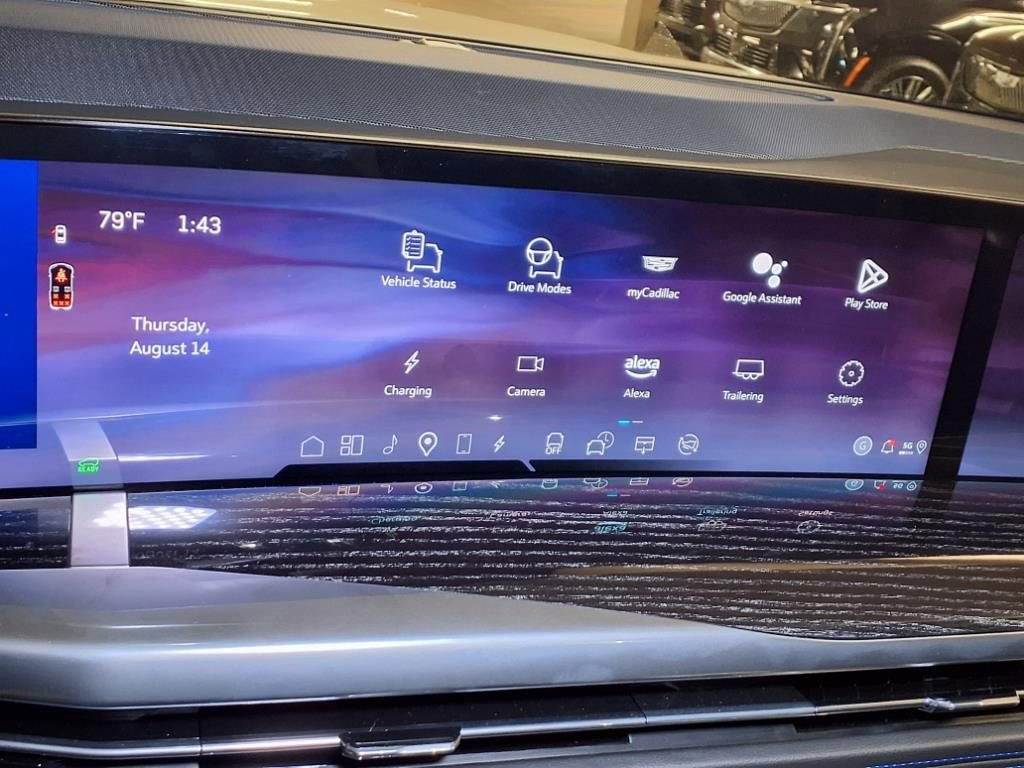 New 2026 Cadillac Escalade IQL Luxury image 17