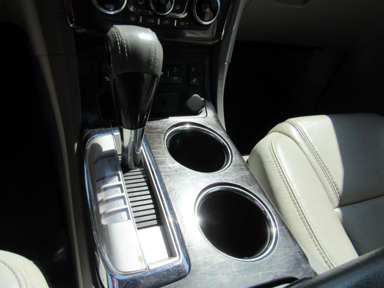 Used 2015 Buick Enclave Premium w/ Trailering Package AWD/4WD image 28