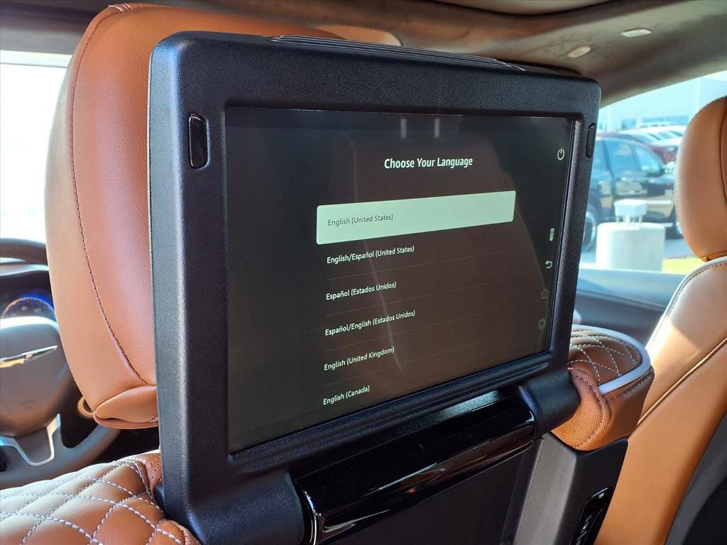 New 2026 Chrysler Pacifica Pinnacle image 9