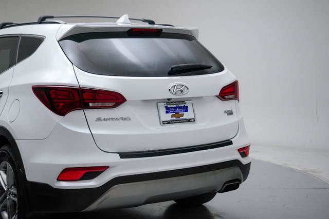 Used 2017 Hyundai Santa Fe Sport AWD/4WD image 4