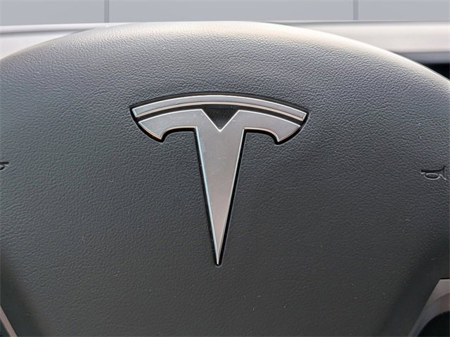 Used 2021 Tesla Model 3 Standard Range Plus image 32