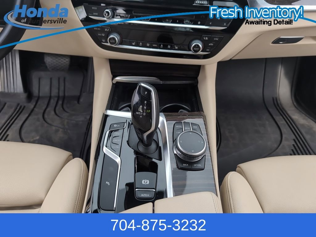 Used 2019 BMW 530i w/ Convenience Package image 18
