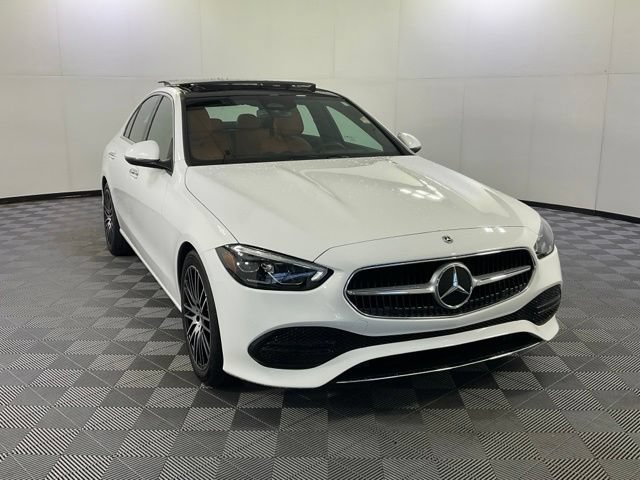 Used 2023 Mercedes-Benz C 300 4MATIC Sedan image 3