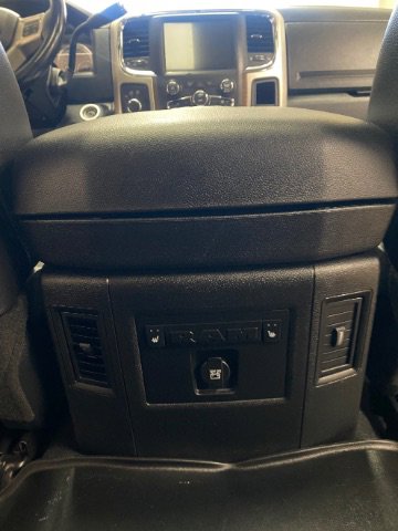 Used 2018 RAM 2500 Laramie w/ Convenience Group image 17