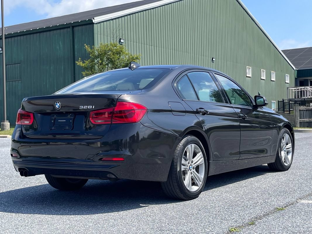 Used 2016 BMW 328i Sedan RWD image 8