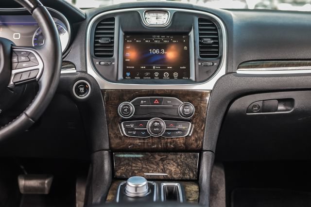 Used 2015 Chrysler 300 C RWD image 24