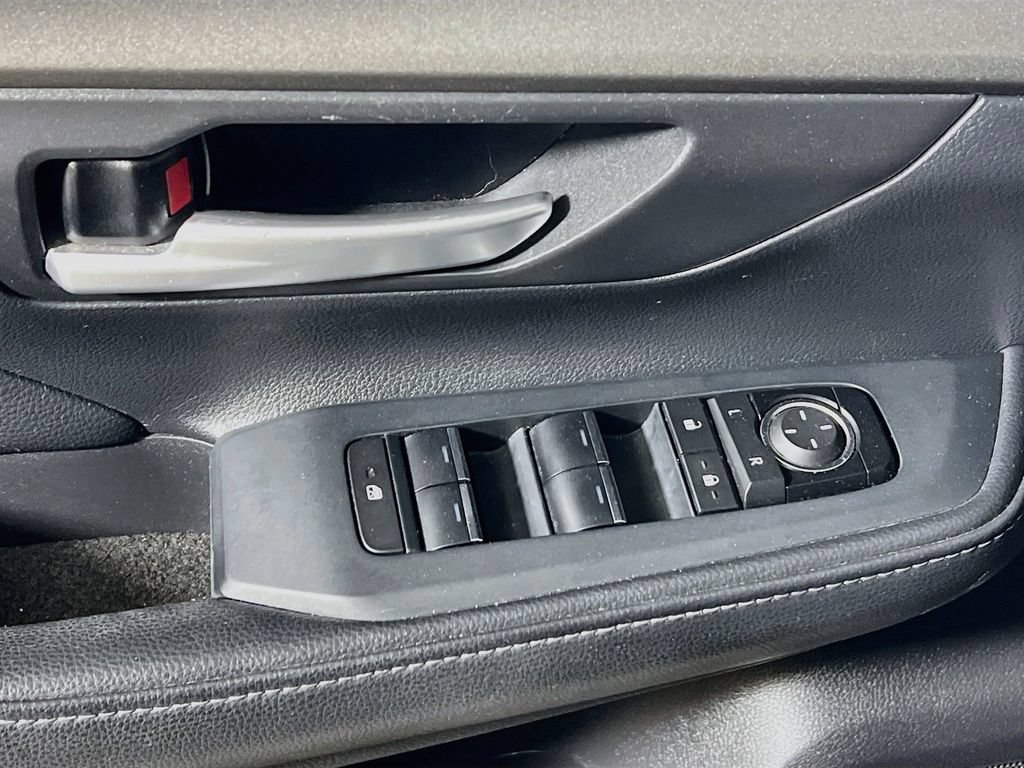 Certified 2025 Toyota Grand Highlander AWD image 16