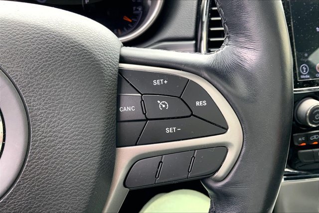 Used 2020 Jeep Grand Cherokee Limited AWD/4WD image 18