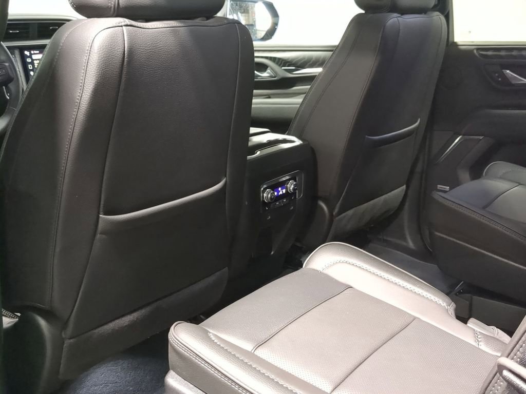 Used 2024 GMC Yukon Denali image 18