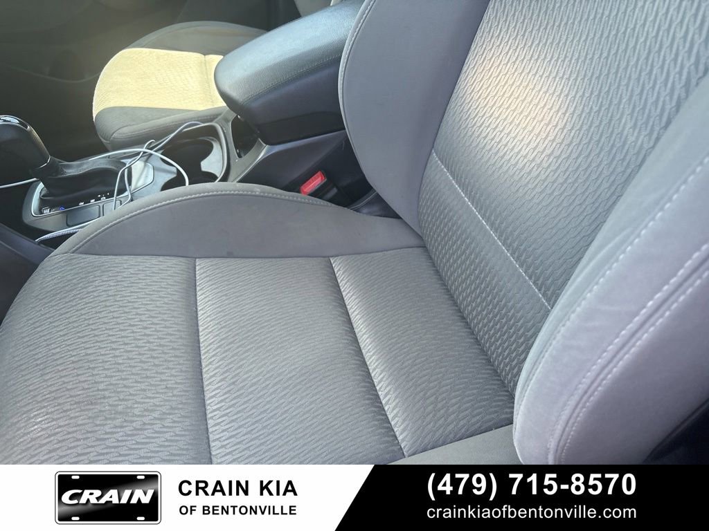 Used 2018 Hyundai Santa Fe SE w/ Cargo Package FWD image 13