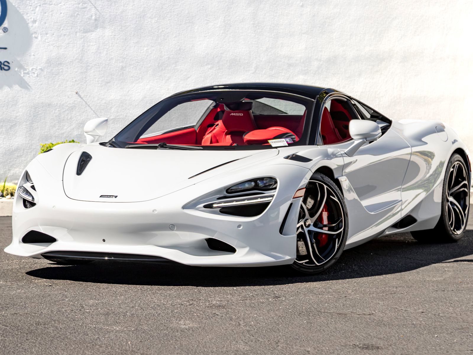 Used 2024 McLaren 750S Spider image 2