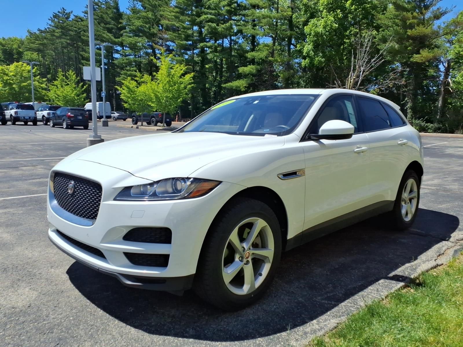 Used 2017 Jaguar F-PACE Premium AWD/4WD image 5