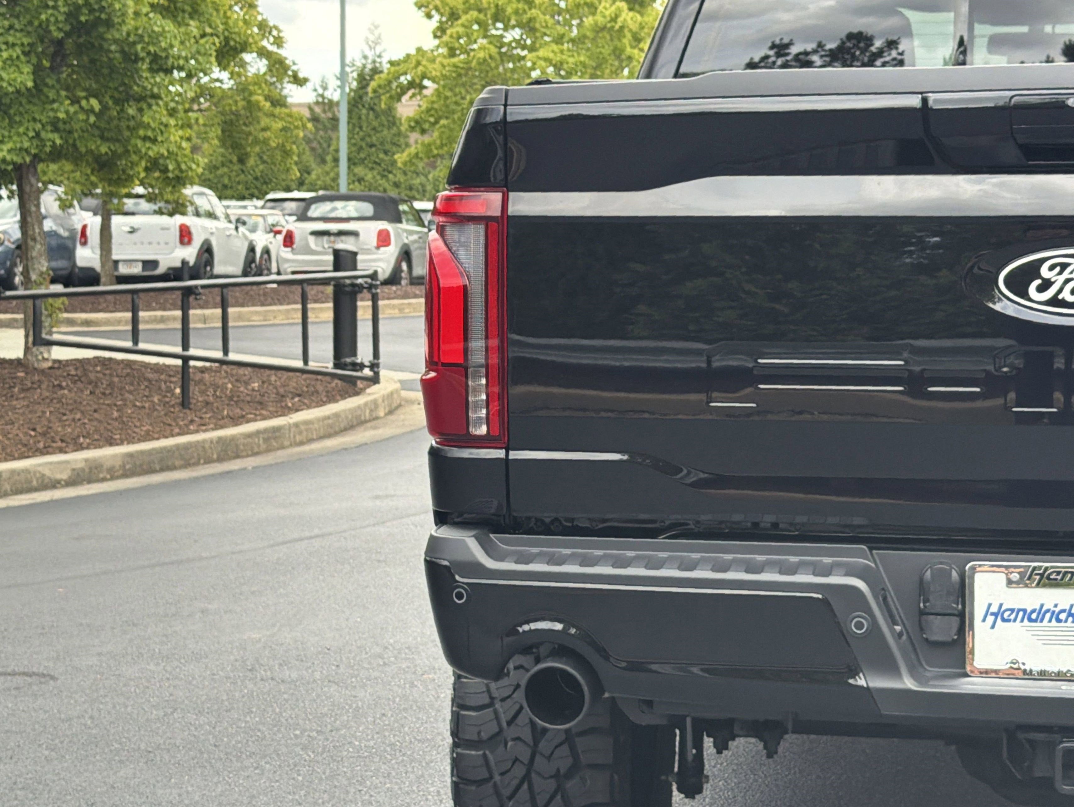 Used 2025 Ford F150 Lariat AWD/4WD image 22
