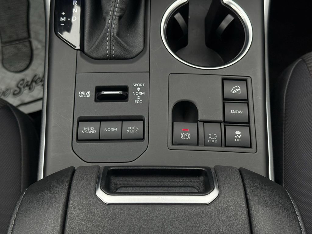 Used 2024 Toyota Highlander Limited image 22