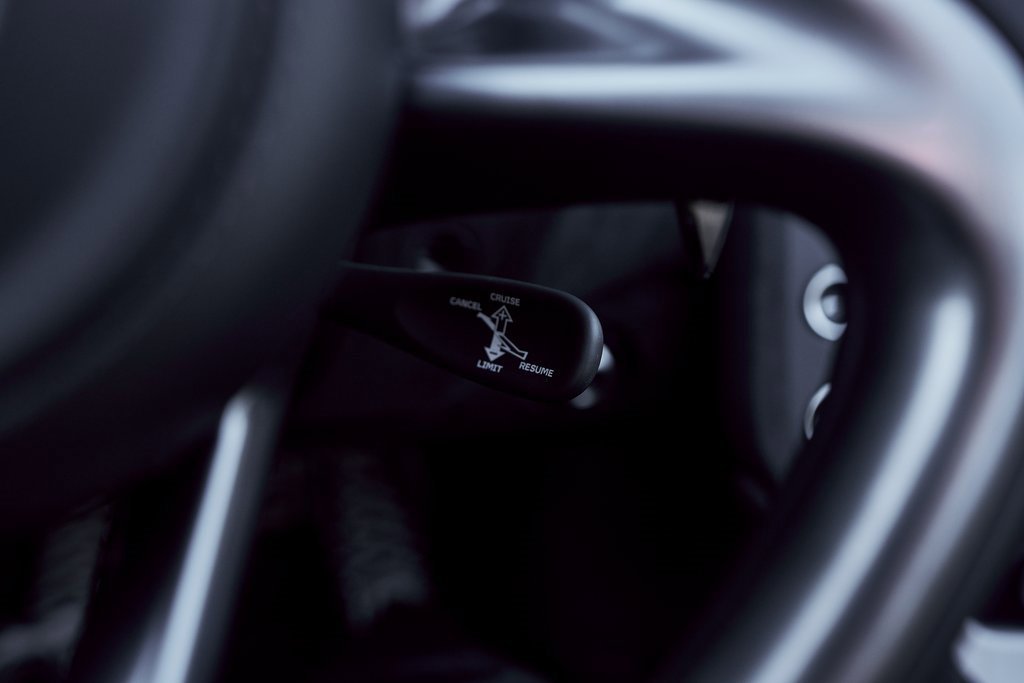 Used 2024 McLaren 750S Spider image 55