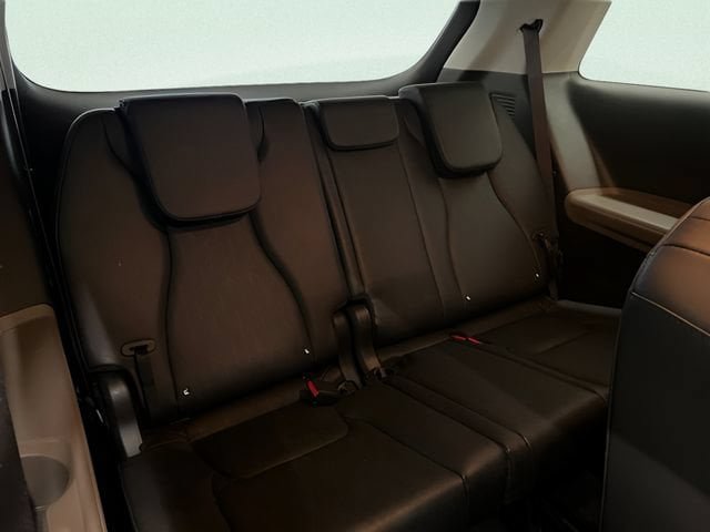 Used 2026 Kia Carnival FWD image 10