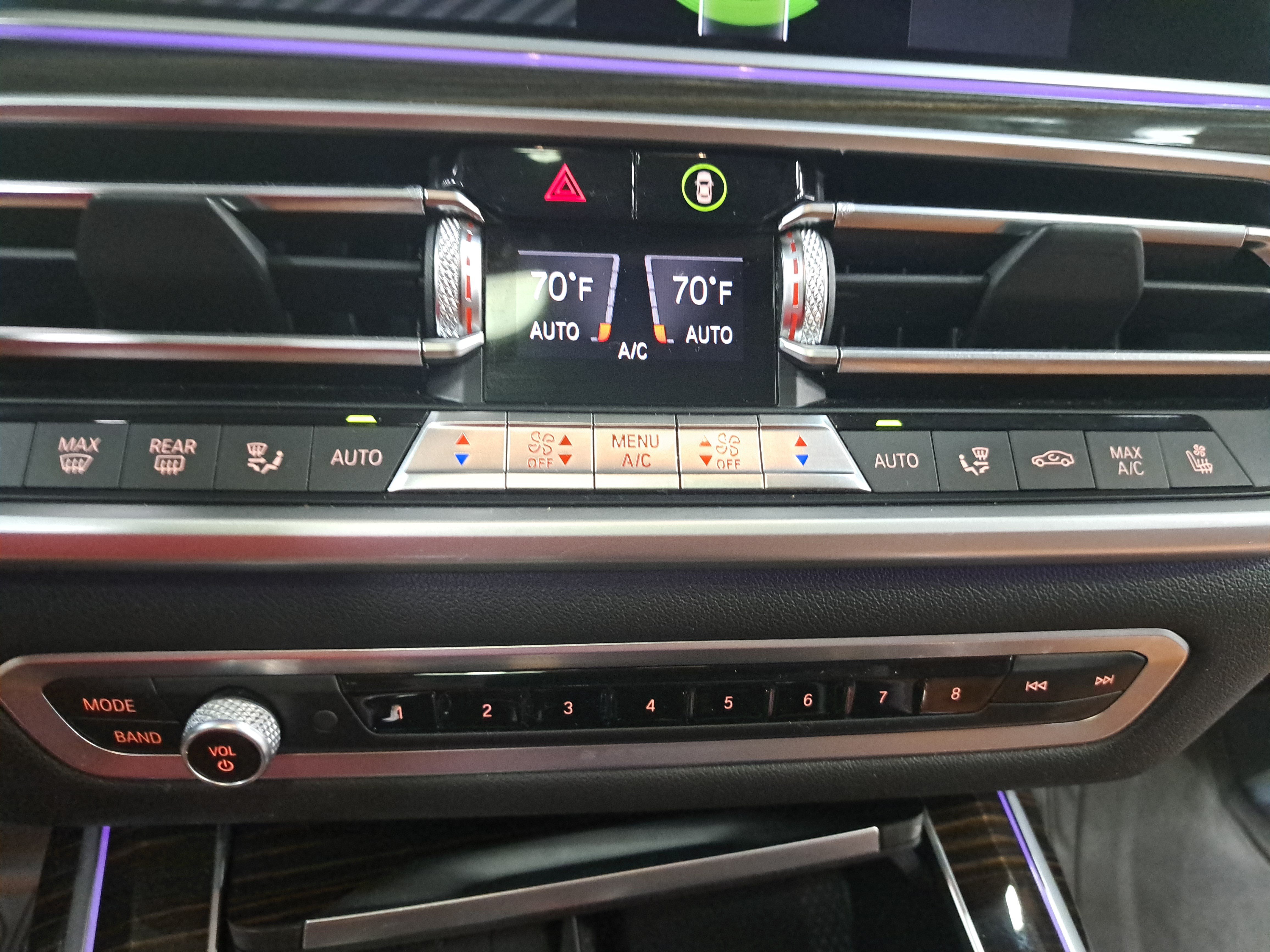 Used 2020 BMW X7 xDrive40i w/ Luxury Seating Package AWD/4WD image 21