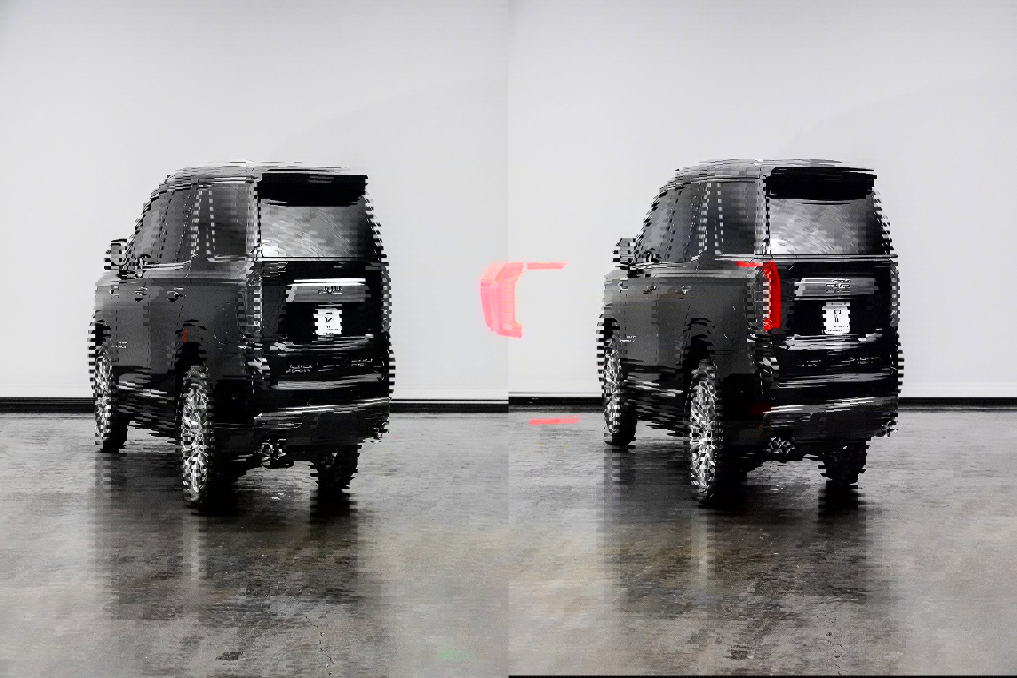 Used 2023 GMC Yukon Denali w/ Denali Reserve Package image 17