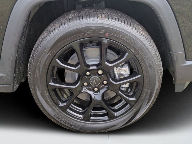 New 2026 Jeep Compass Latitude image 9