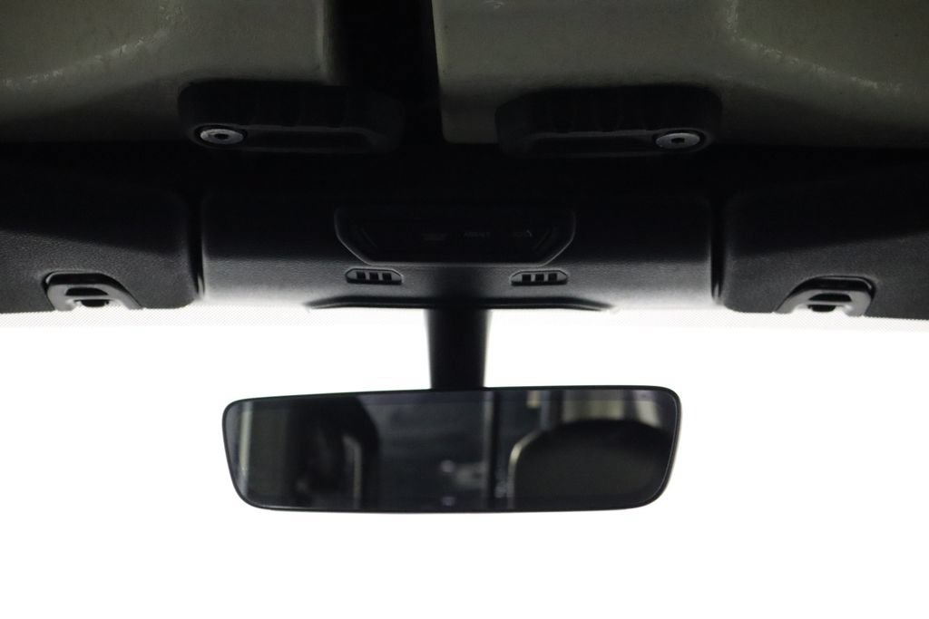 Used 2023 Jeep Wrangler Unlimited Sahara w/ Cold Weather Group AWD/4WD image 23