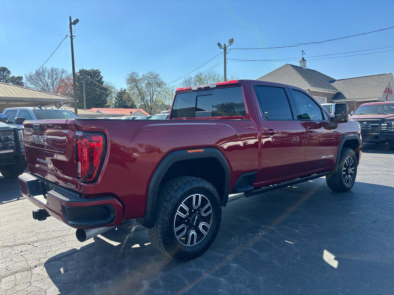 Used 2022 GMC Sierra 2500 AT4 w/ AT4 Preferred Package image 5