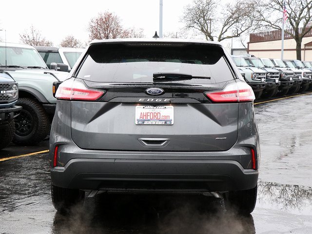 New 2024 Ford Edge SE image 6