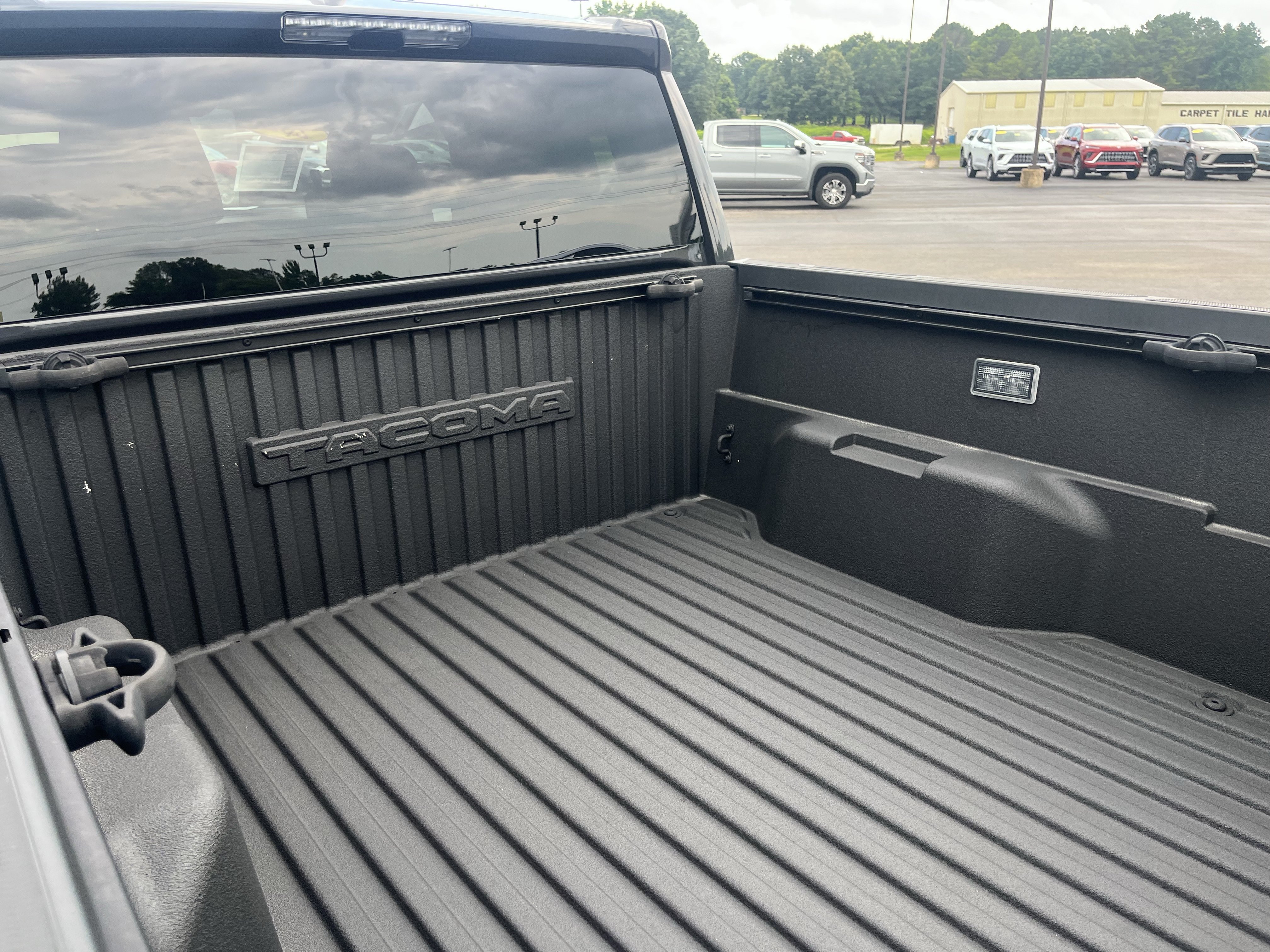 Used 2025 Toyota Tacoma TRD Sport AWD/4WD image 6