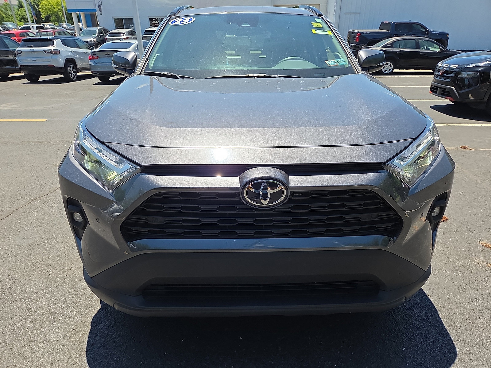 Used 2023 Toyota RAV4 XLE Premium AWD/4WD image 8