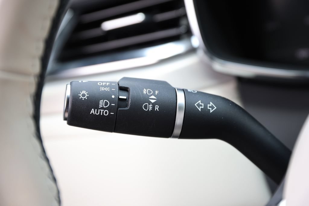 Certified 2026 Jaguar F-PACE R-Dynamic S AWD/4WD image 21