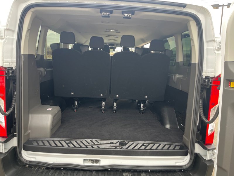 Used 2024 Ford Transit 350 XLT image 17