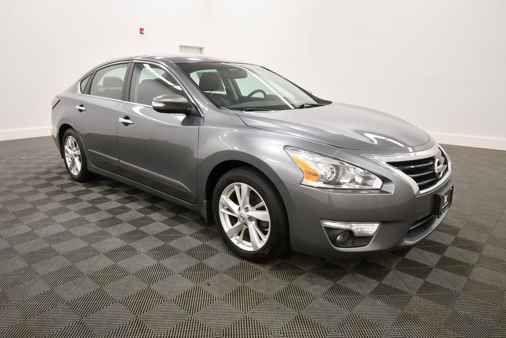 Used 2015 Nissan Altima 2.5 SL w/ Technology Package FWD image 10