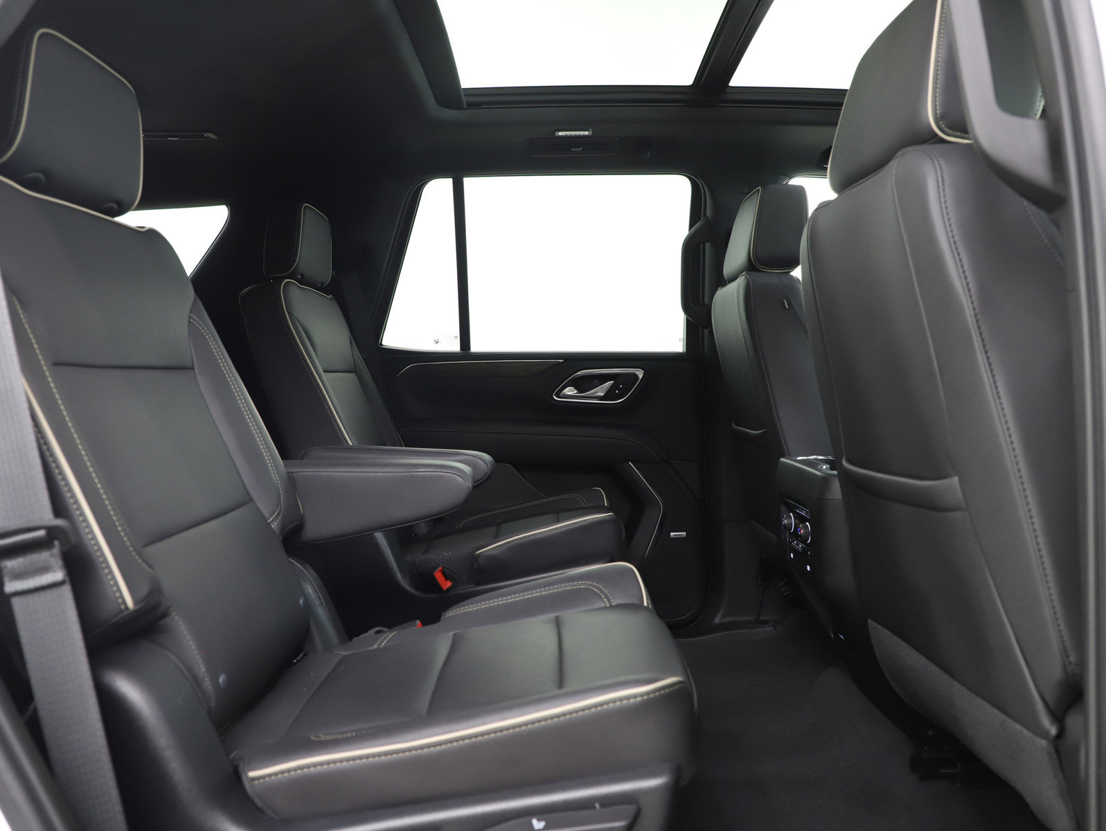 Used 2023 Chevrolet Tahoe Premier w/ Max Trailering Package image 14