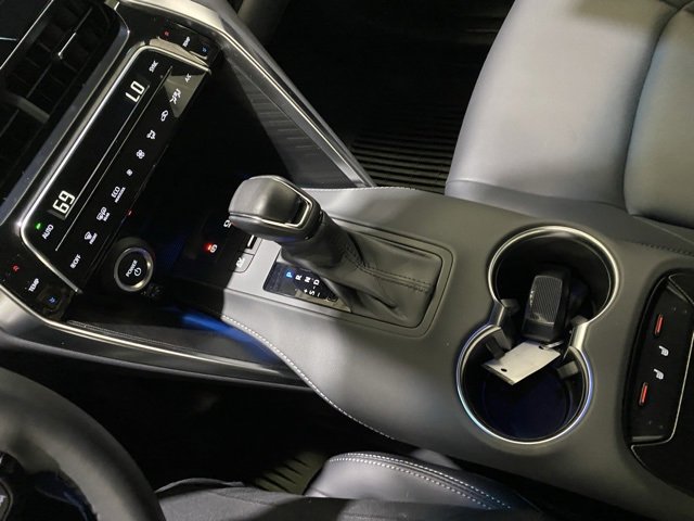 Certified 2024 Toyota Venza XLE image 22