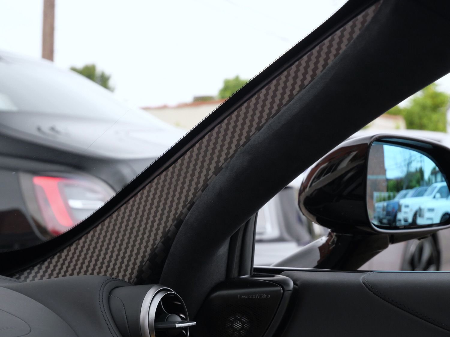 Used 2024 McLaren 750S Spider image 18