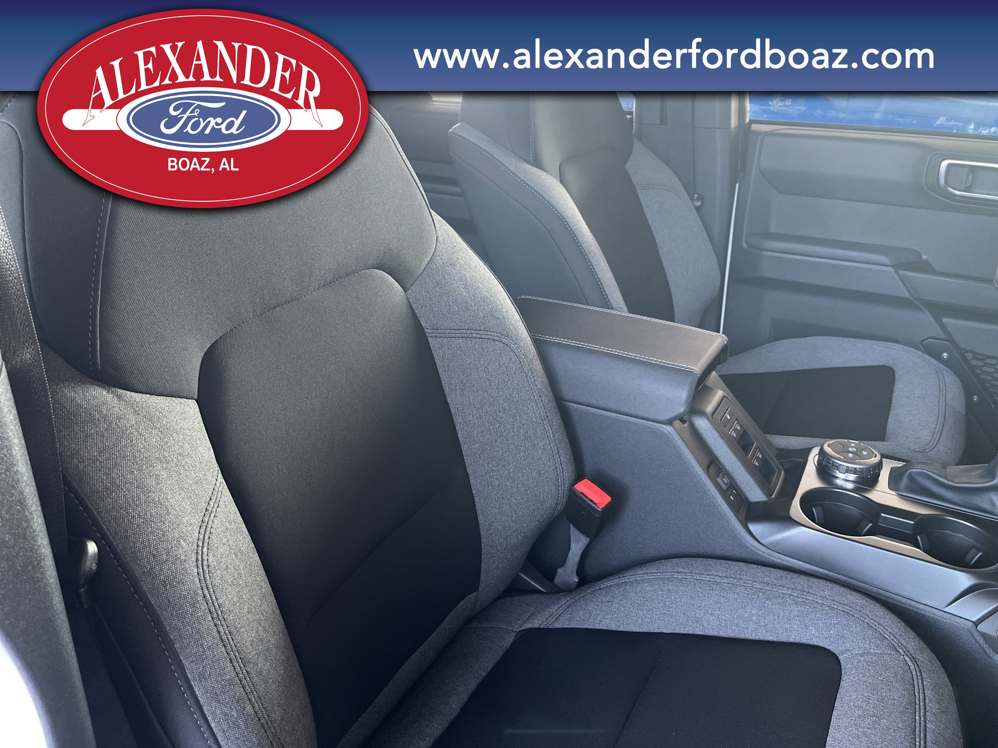 New 2025 Ford Bronco 4-Door image 15