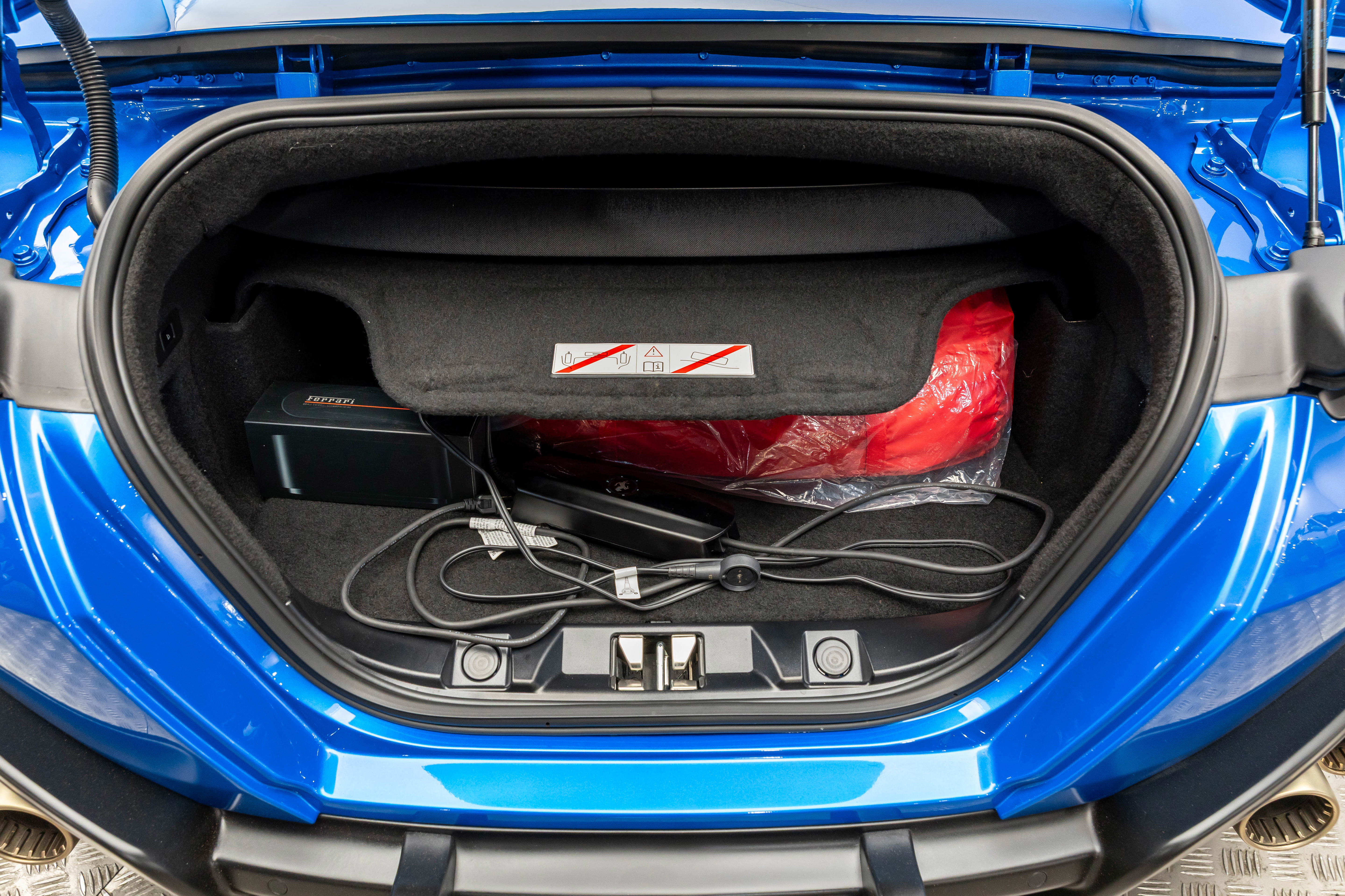 Certified 2025 Ferrari Roma Spider image 41