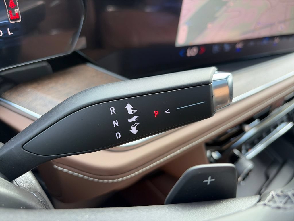 New 2026 Chevrolet Suburban High Country AWD/4WD image 27