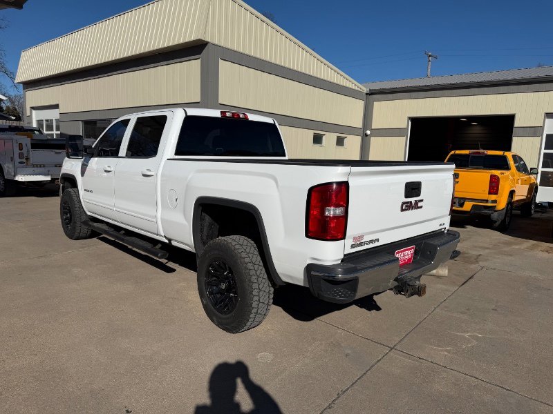 Used 2018 GMC Sierra 2500 SLE image 27