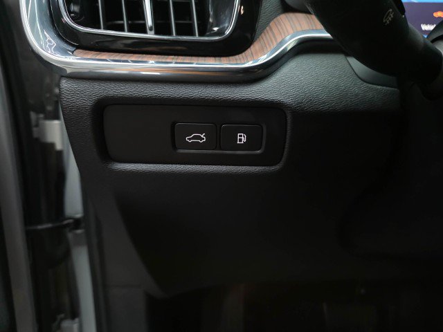 Used 2023 Volvo S60 T8 Plus AWD/4WD image 24