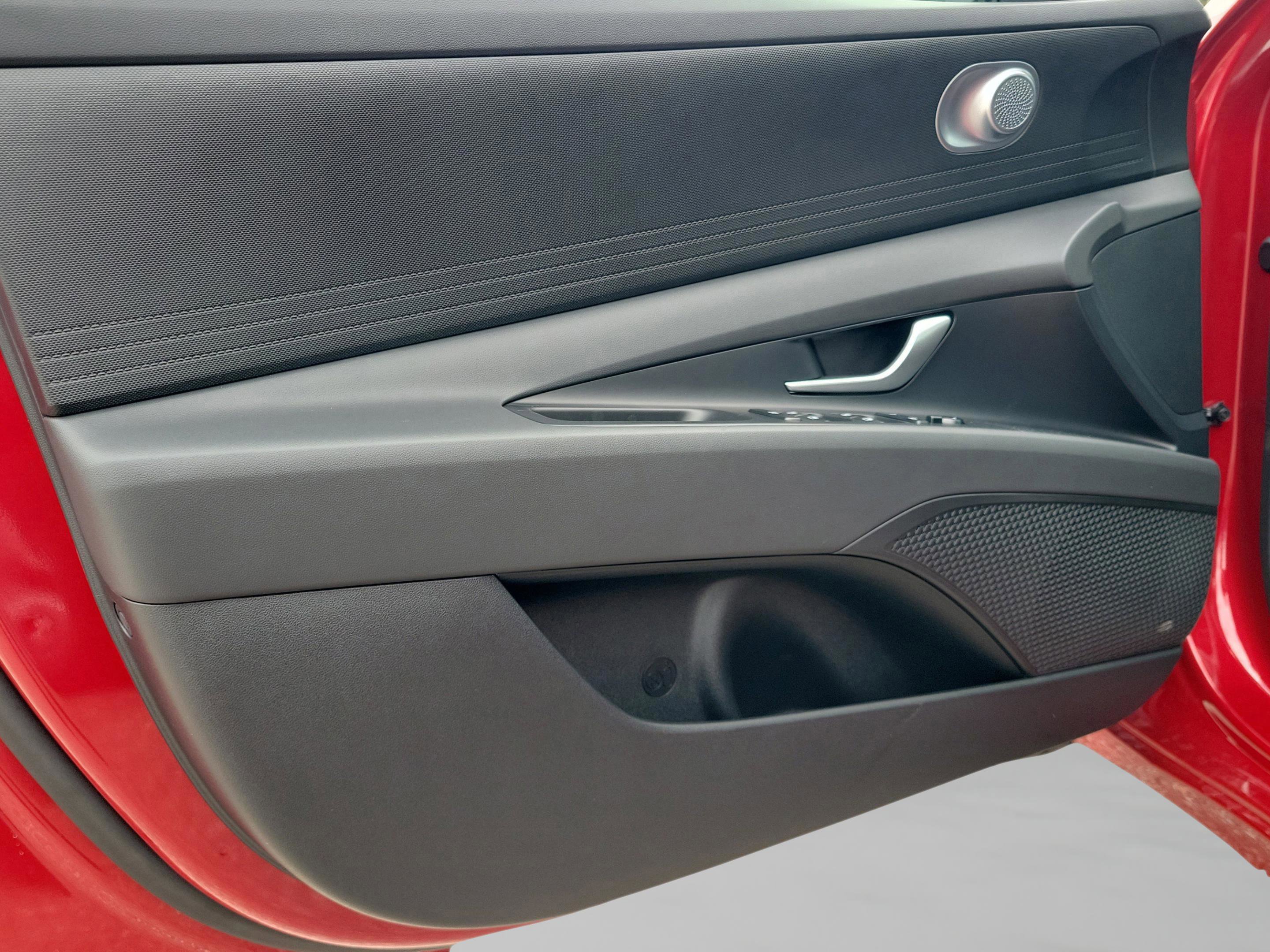 New 2026 Hyundai Elantra SE image 29