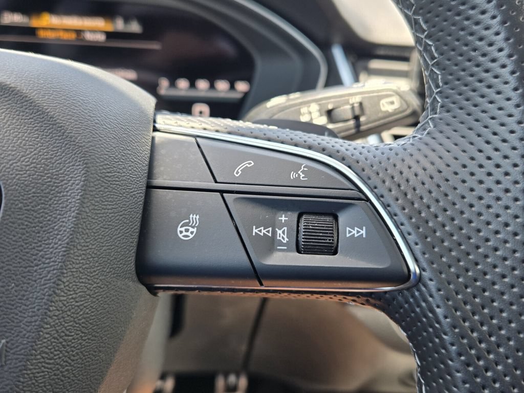 Used 2023 Audi SQ5 Prestige w/ Prestige Package AWD/4WD image 24