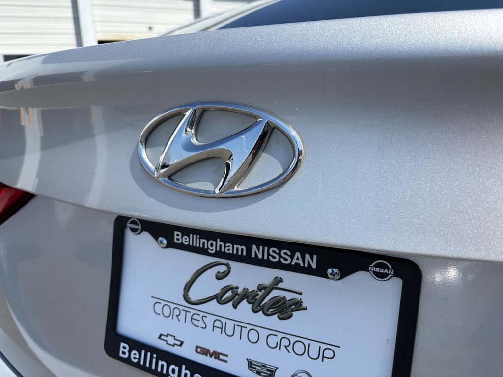 Used 2013 Hyundai Elantra Limited FWD image 10