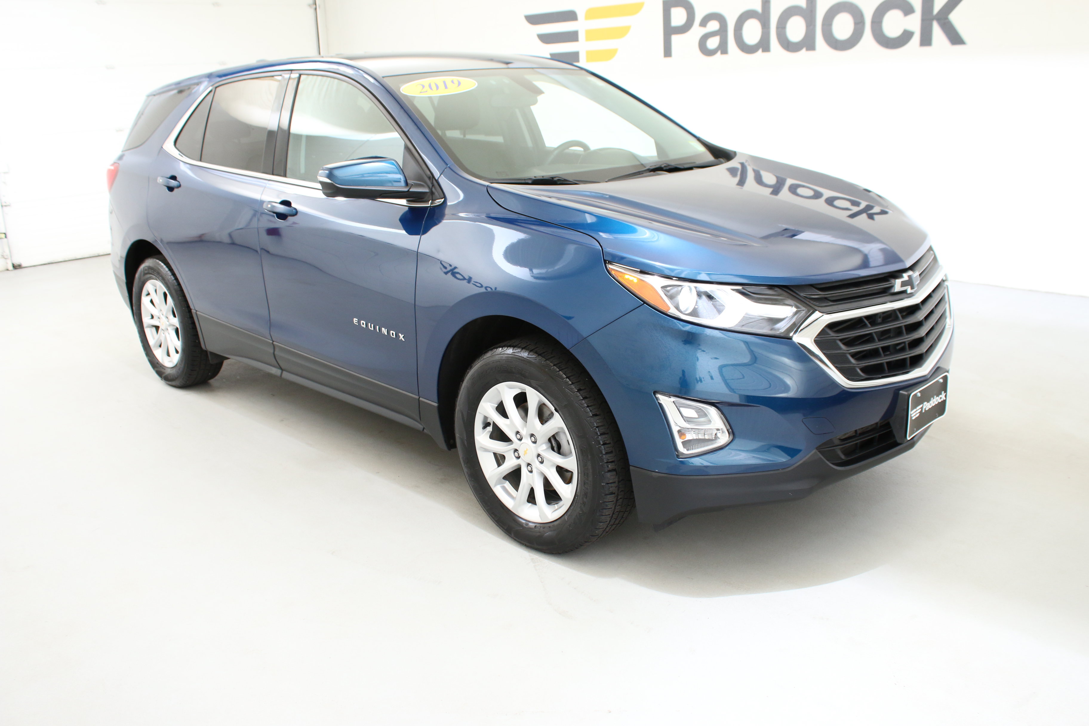 Used 2019 Chevrolet Equinox LT AWD/4WD image 2