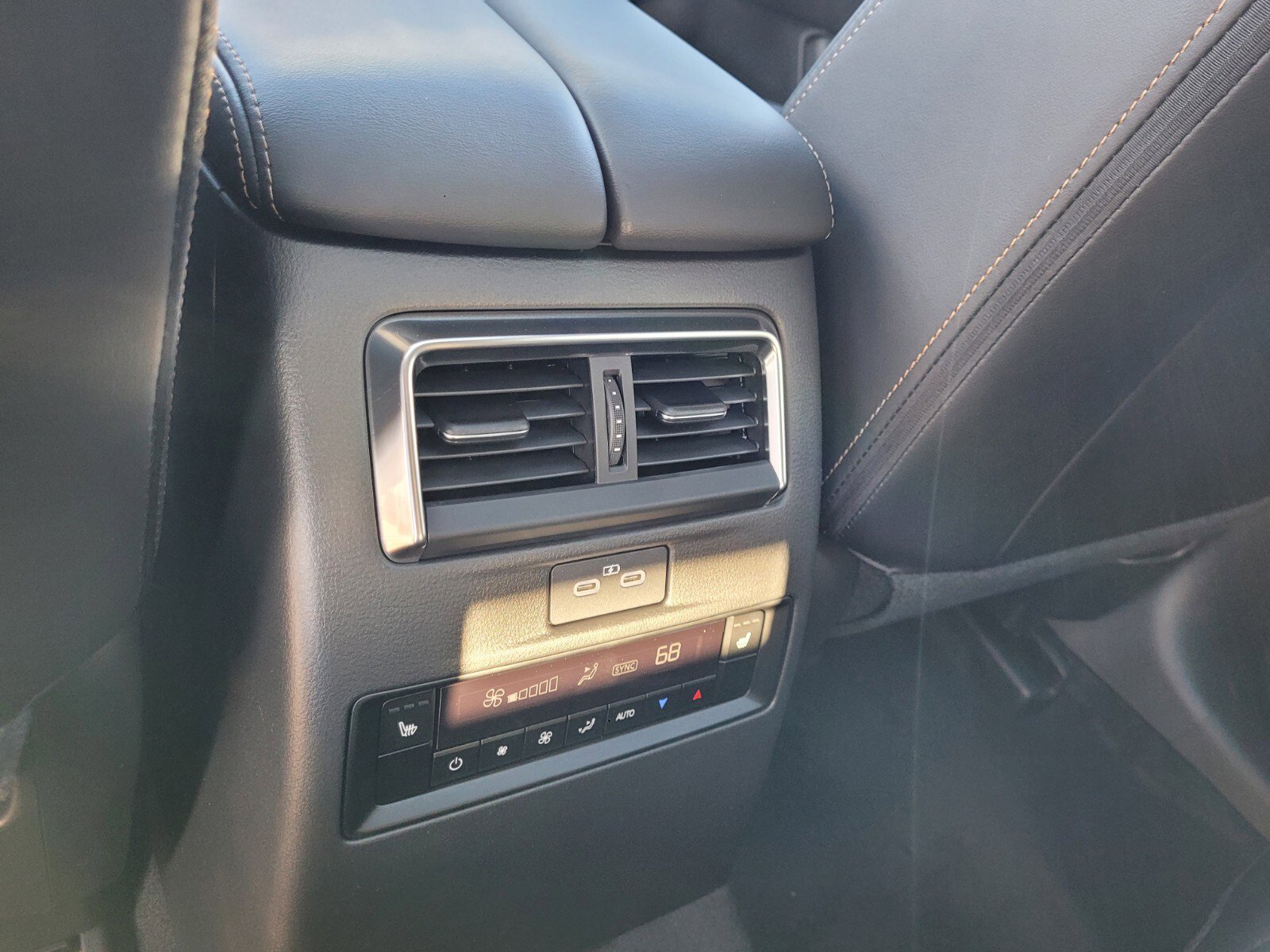 New 2026 MAZDA CX-90 Plug-In Hybrid w/ Premium Plus image 9