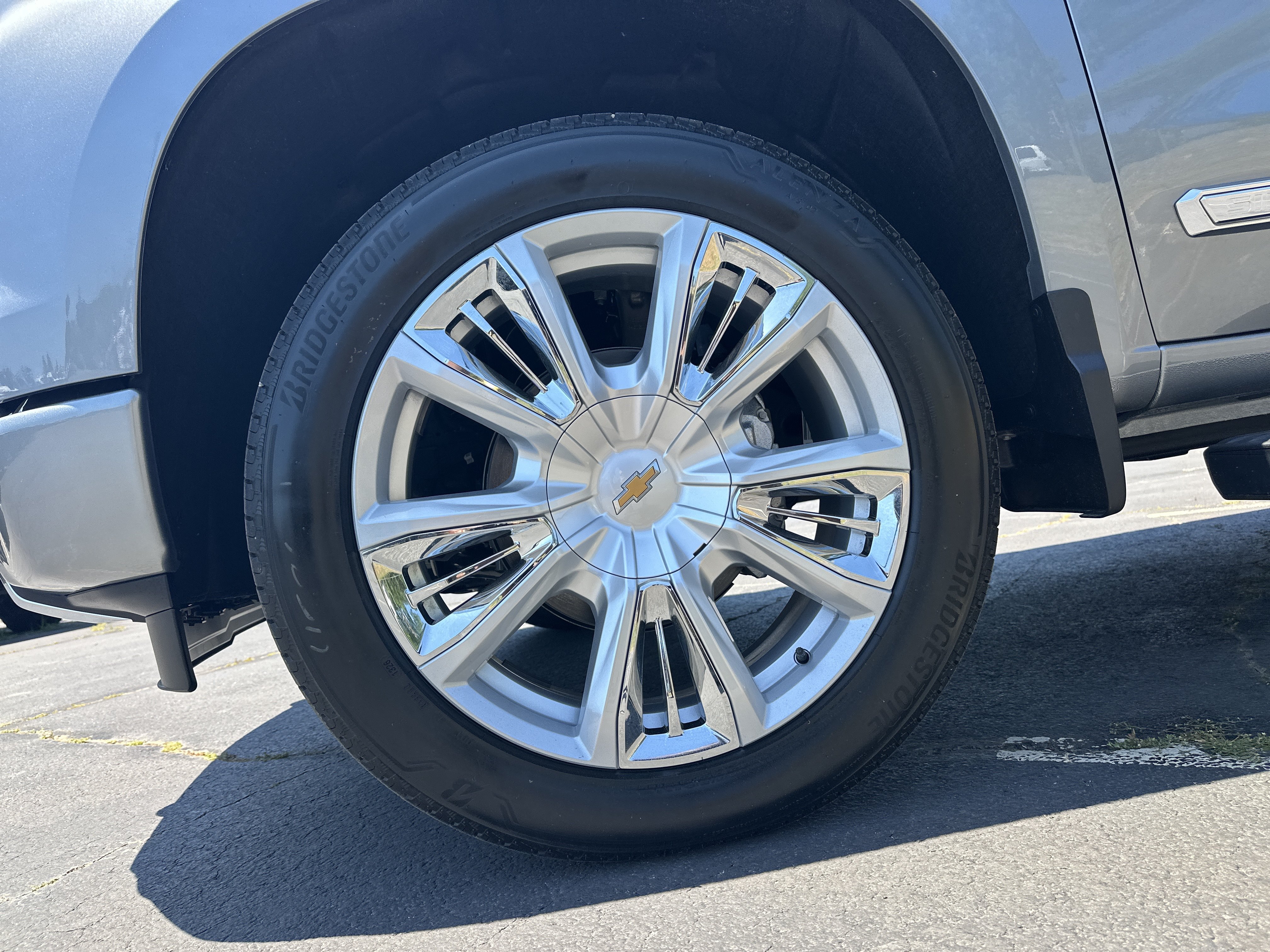 New 2026 Chevrolet Silverado 1500 High Country AWD/4WD image 13