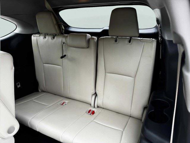 Used 2021 Toyota Highlander Platinum AWD/4WD image 50