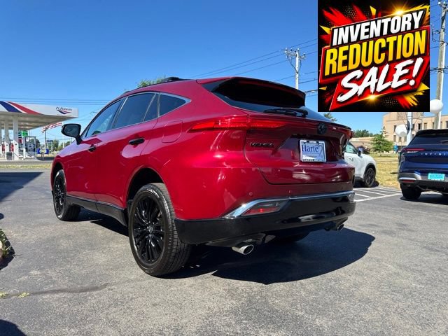 Used 2024 Toyota Venza Nightshade AWD/4WD image 5