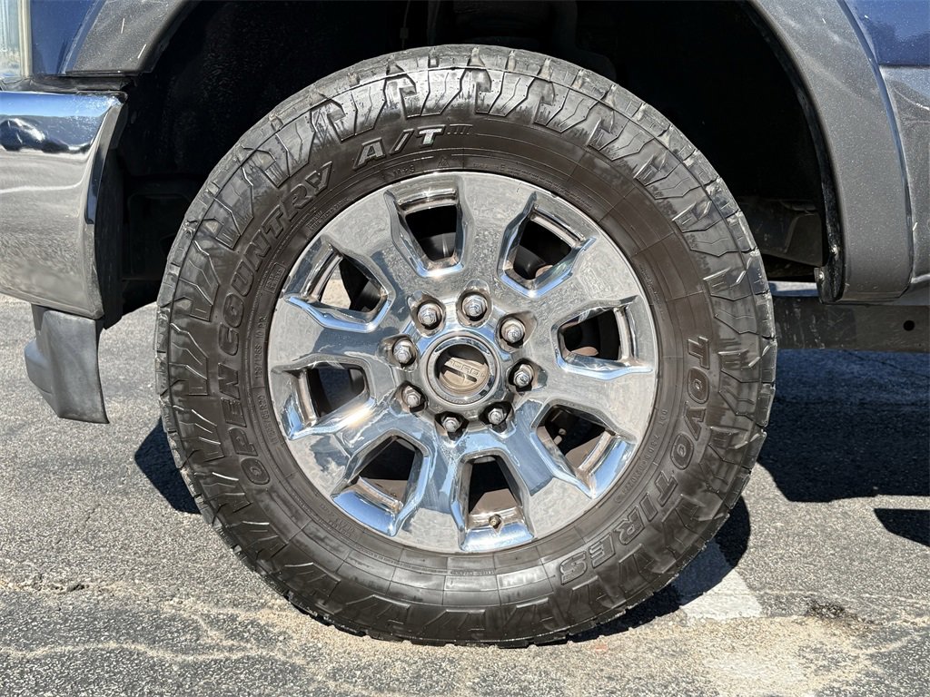 Used 2017 Ford F250 Lariat w/ Lariat Ultimate Package image 9