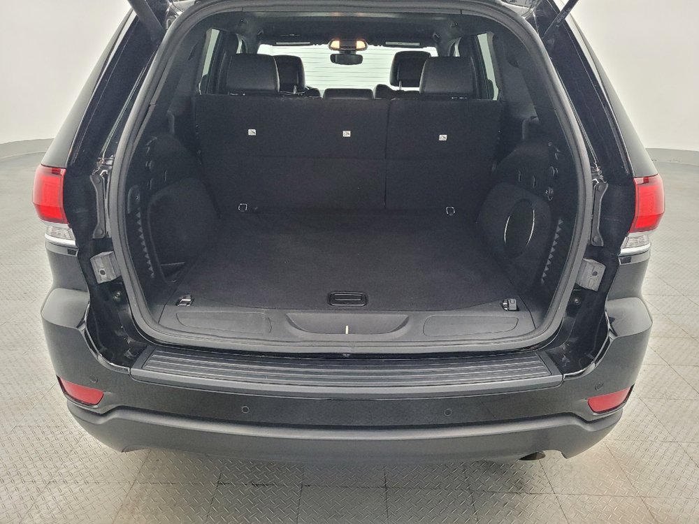 Used 2020 Jeep Grand Cherokee Laredo w/ Laredo X Package RWD image 29
